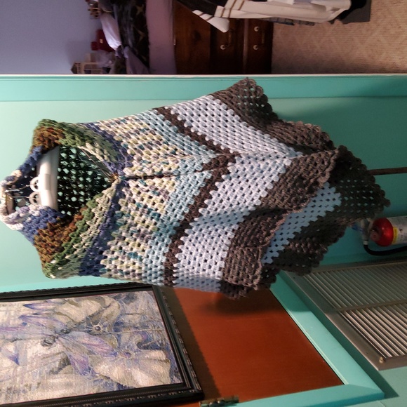 Shawl/ Blanket Throw - Picture 1 of 5